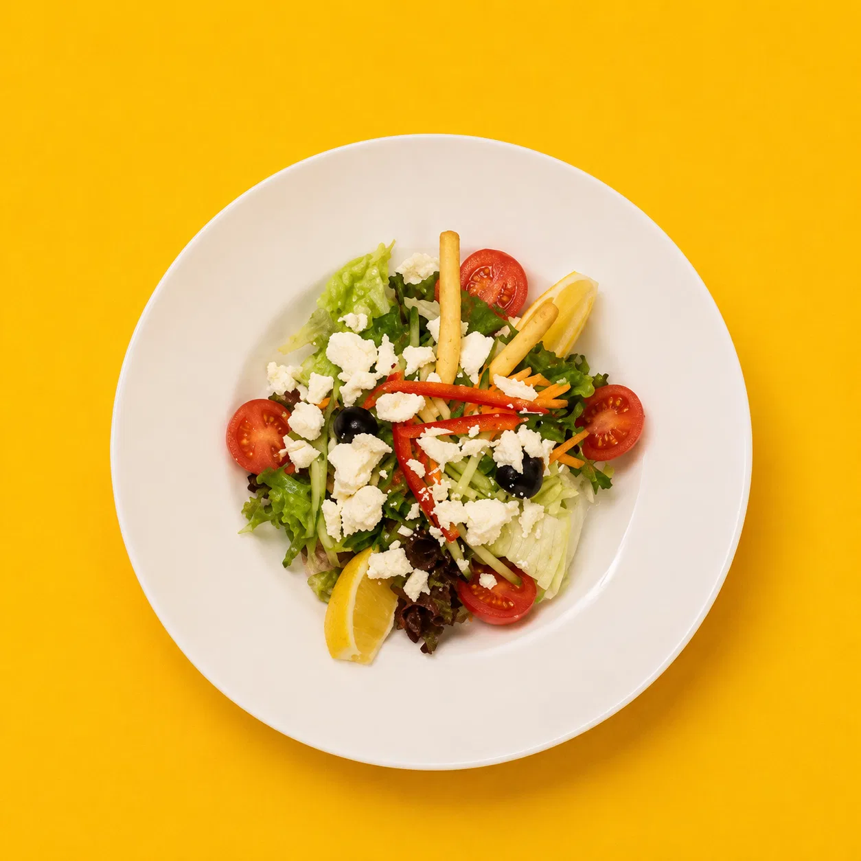 Tulum peynirli kırma salata